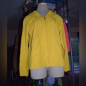Lululemon hooded rain jacket new without original tags